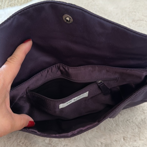 PURPLE EVENING CLUTCH - Picture 3 of 3